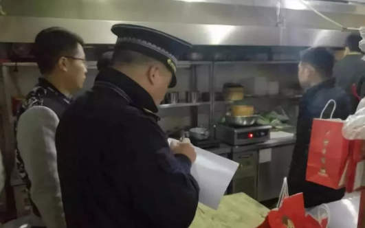尊龙人生就是博d88广杰GOJEK：餐饮企业油烟整治零容忍全国各地区推进餐饮油烟